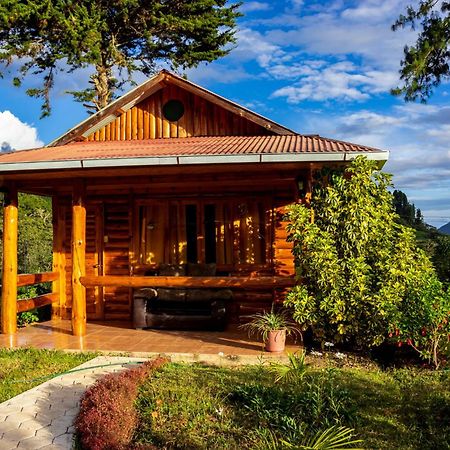 Hassinger Ranch Cabanas Охапампа Екстер'єр фото