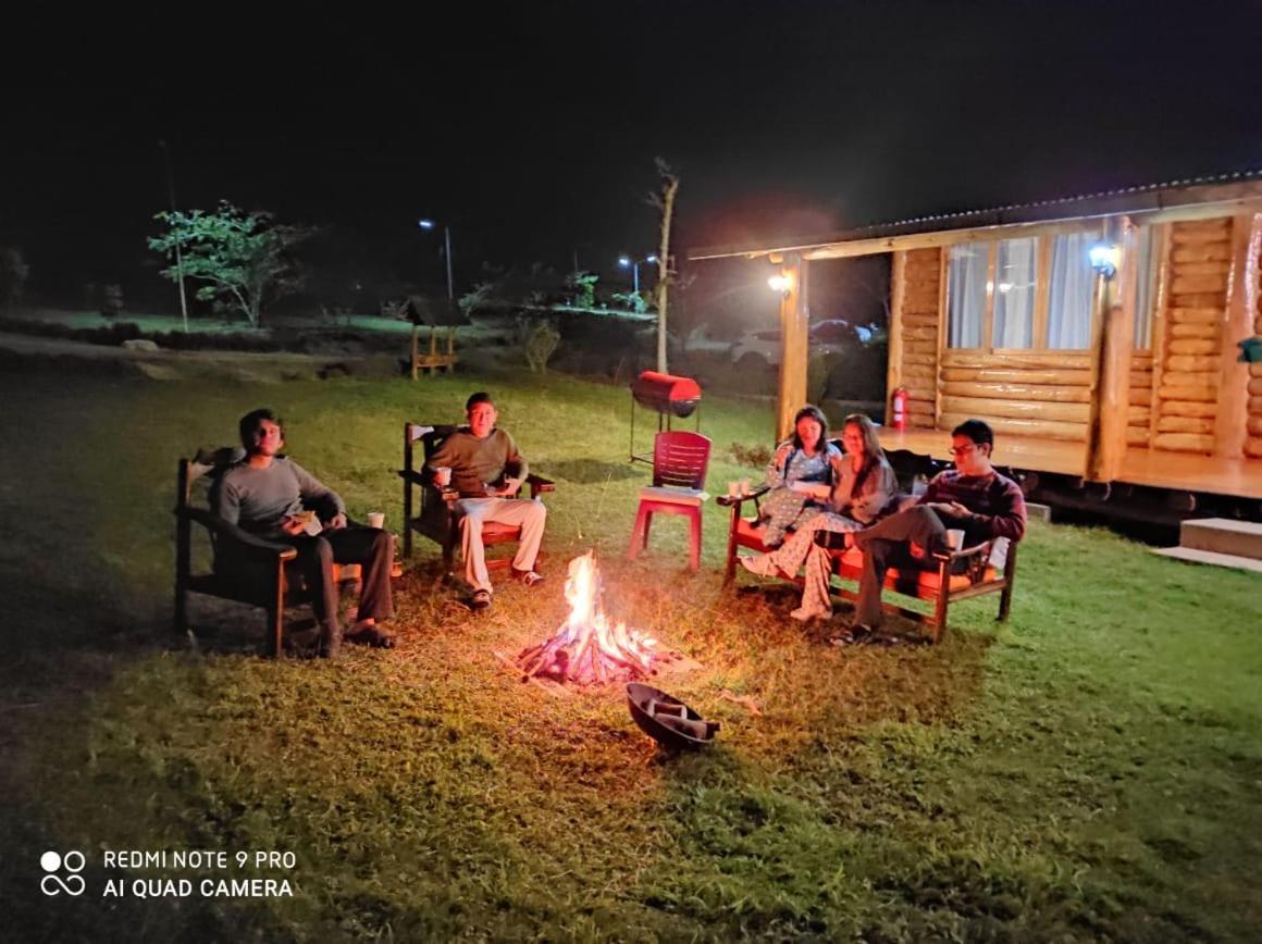 Hassinger Ranch Cabanas Охапампа Номер фото