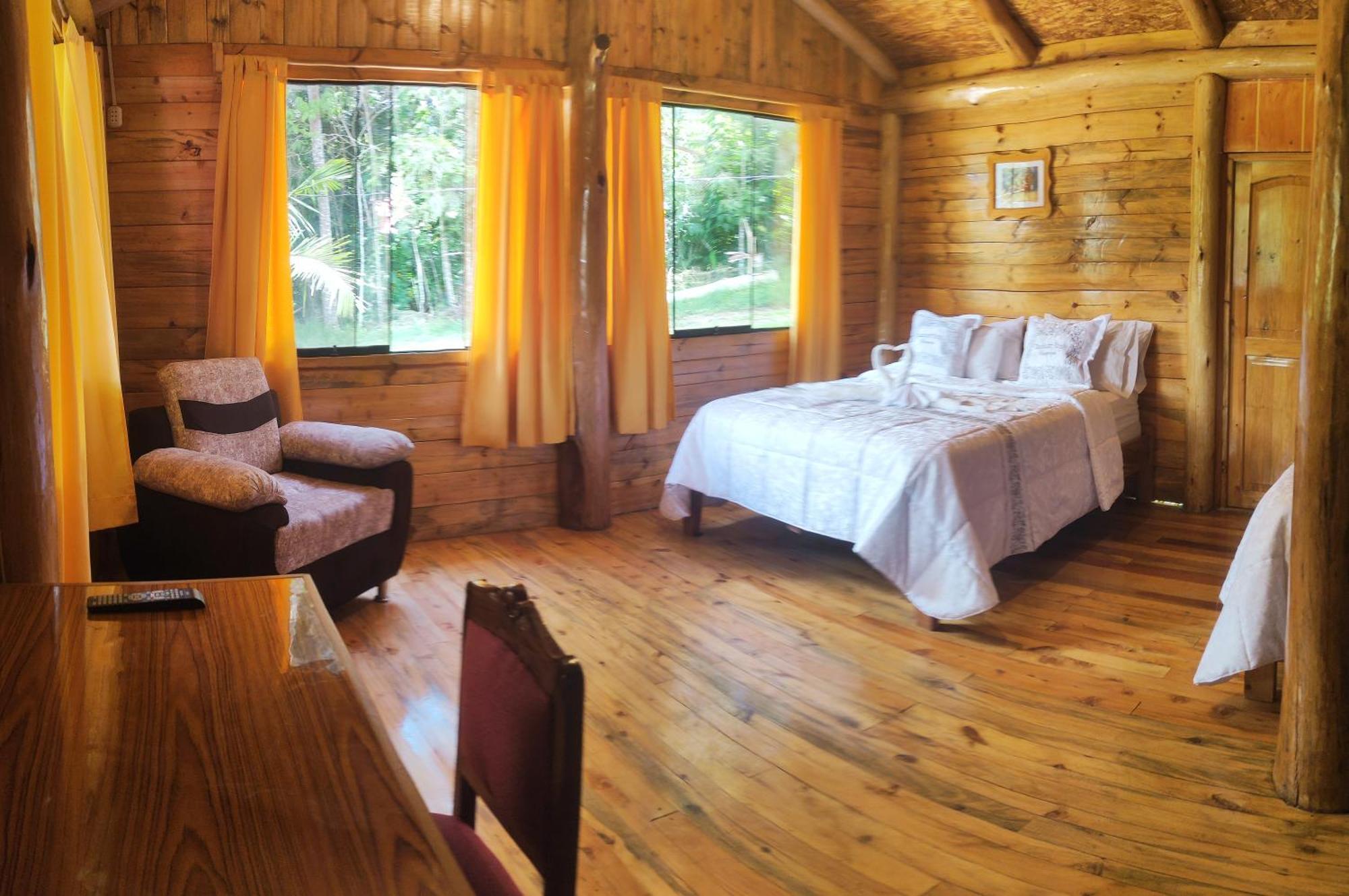 Hassinger Ranch Cabanas Охапампа Номер фото