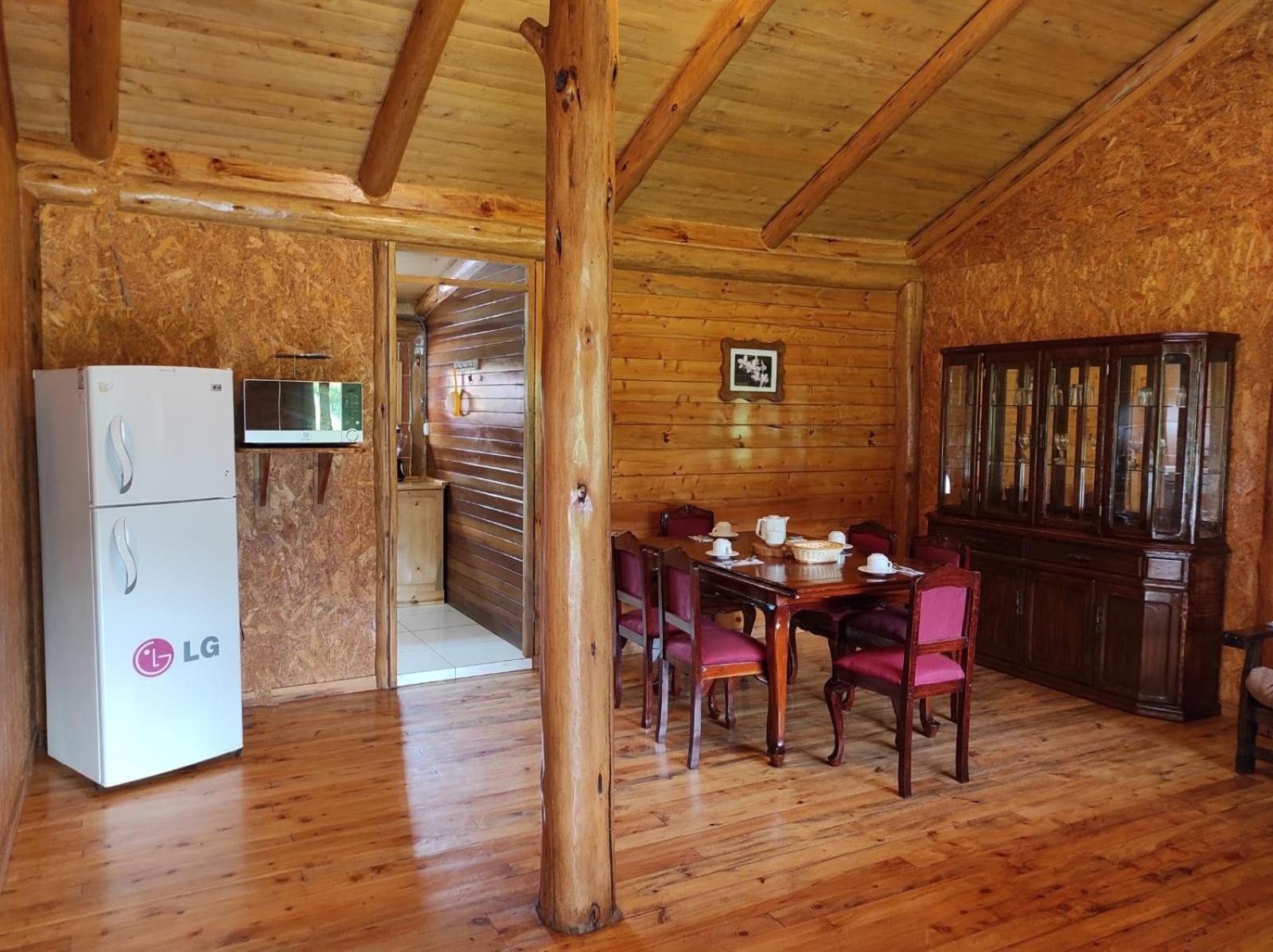 Hassinger Ranch Cabanas Охапампа Номер фото